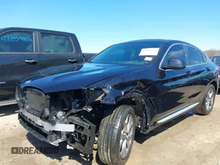 2022 BMW X4 xDrive30i z VIN 5UX33DT08N9M99042, wystawiony jako IAAI lot #42032331 z przebiegiem 34 363 mil mil oraz . Historia ofert i sprzedaży dostępna na DreamBid. Obrazek 2.
