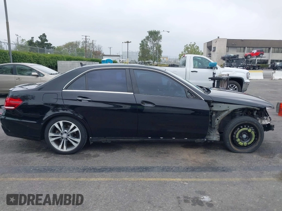 2014 Mercedes-Benz E 350 Sport with VIN WDDHF5KB3EA836535, listed as a IAAI auction lot 42087698 with 98,305 mi miles and . Bid and sale history available at DreamBid. Image 13.