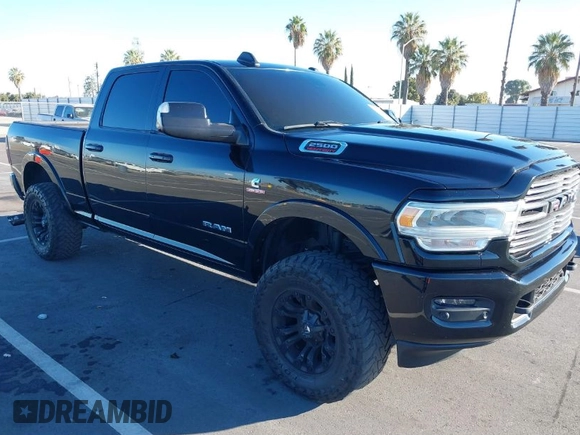 2019 Ram 2500 Laramie with VIN 3C6UR5FL8KG635673, listed as a IAAI auction lot 40607634 with 1 mi miles. Bid and sale history available at carsss.com. Image 1.