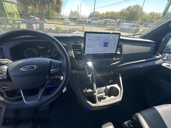 2022 Ford Transit Passenger XL with VIN 1FBAX9C83NKA04968, listed as a Copart auction lot 47838735 with 18,634 mi miles and Clean Title. Bid and sale history available at DreamBid. Image 9.