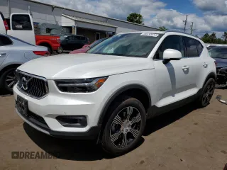 2021 Volvo XC40 Inscription с VIN YV4162UL9M2430281, выставлен на аукционе Copart как лот 58532624 с пробегом 30 831 миль миль и Списание • Salvage title. История ставок и продаж доступна на DreamBid. Изображение 1.