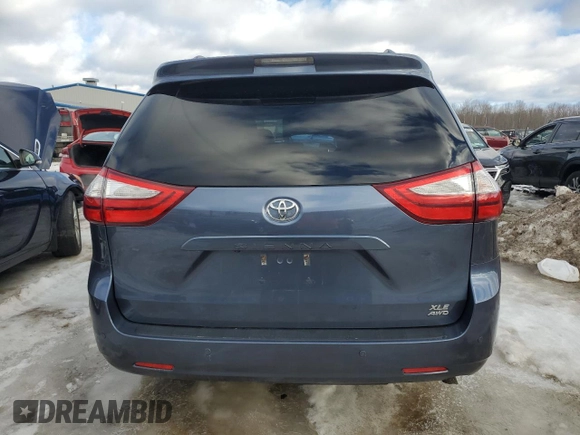 2016 Toyota Sienna Ltd with VIN 5TDDK3DC1GS135142, listed as a Copart auction lot 45336825 with 189,257 mi miles and Clean Title. Bid and sale history available at carsss.com. Image 6.