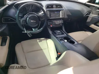 2017 Jaguar XE 25t z VIN SAJAR4BG1HA964691, wystawiony jako Copart lot #57151495 z przebiegiem 94 277 mil mil oraz Szkoda całkowita • Salvage title. Historia ofert i sprzedaży dostępna na DreamBid. Obrazek 8.