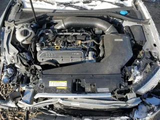 2017 Audi RS 3 z VIN WUABWGFF6H1900194, wystawiony jako Copart lot #70787422 z przebiegiem 29 615 mil mil oraz . Historia ofert i sprzedaży dostępna na DreamBid. Obrazek 11.