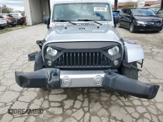 2017 Jeep Wrangler Unlimited Sahara с VIN 1C4BJWEG5HL658549, выставлен на аукционе Copart как лот 53947905 с пробегом 145 499 миль миль и Списание • Salvage title. История ставок и продаж доступна на DreamBid. Изображение 5.