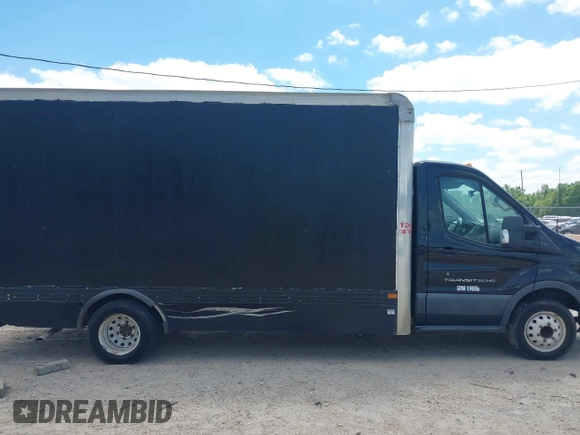 2016 Ford Transit с VIN 1FDBF9ZM1GKB54535, выставлен на аукционе IAAI как лот 41956101 с пробегом 158 298 миль миль и . История ставок и продаж доступна на DreamBid. Изображение 13.