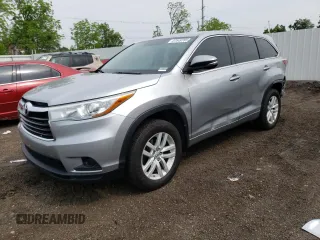2015 Toyota Highlander LE z VIN 5TDBKRFH2FS121445, wystawiony jako Copart lot #57649785 z przebiegiem 220 455 mil mil oraz Czysty tytuł • Clean title. Historia ofert i sprzedaży dostępna na DreamBid. Obrazek 1.