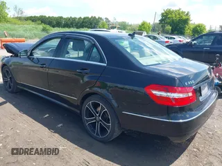 2011 Mercedes-Benz E 350 Luxury с VIN WDDHF8HB6BA430947, выставлен на аукционе IAAI как лот 42378418 с пробегом 89 759 миль миль и . История ставок и продаж доступна на DreamBid. Изображение 3.
