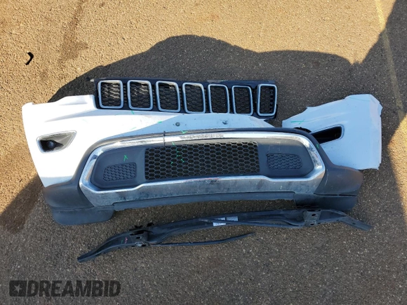 2017 Jeep Grand Cherokee Limited with VIN 1C4RJEBGXHC828918, listed as a Copart auction lot 45581845 with 158,816 mi miles and Salvage Title. Bid and sale history available at carsss.com. Image 13.