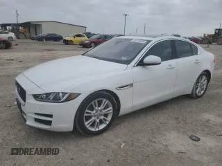 2018 Jaguar XE 25t Premium with VIN SAJAD4FX0JCP26463, listed as a Copart auction lot 51210865 with 81,796 mi miles and Salvage Title. Bid and sale history available at carsss.com. Image 1.