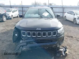2024 Jeep Compass Sport с VIN 3C4NJDAN5RT143675, выставлен на аукционе IAAI как лот 41642160 с пробегом 5 663 миль миль и . История ставок и продаж доступна на DreamBid. Изображение 11.