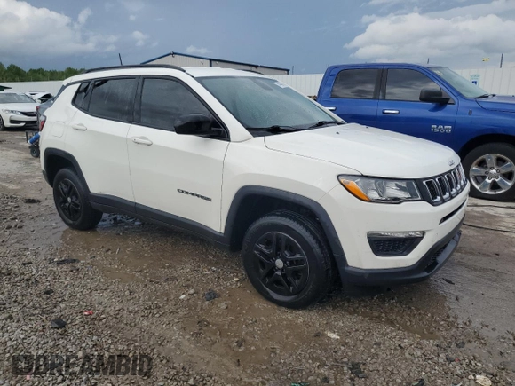 2018 Jeep Compass Sport с VIN 3C4NJDAB4JT440852, выставлен на аукционе Copart как лот 54449415 с пробегом 122 600 миль миль и На запчасти • Non repairable. История ставок и продаж доступна на DreamBid. Изображение 4.