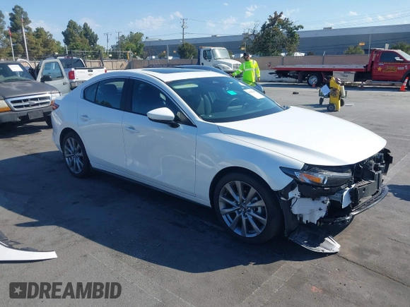 2024 Mazda 3 S Preferred with VIN 3MZBPACM4RM425897, listed as a IAAI auction lot 42598965 with 3,605 mi miles and . Bid and sale history available at DreamBid. Image 1.