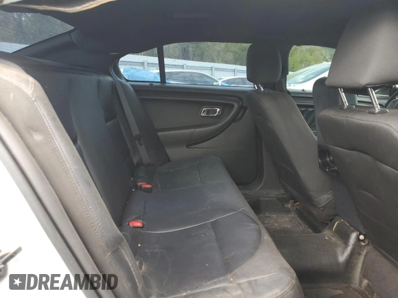 2016 Ford Police Interceptor z VIN 1FAHP2L80GG119430, wystawiony jako Copart lot #48965135 z przebiegiem Nie podano mil oraz Szkoda całkowita • Salvage title. Historia ofert i sprzedaży dostępna na DreamBid. Obrazek 10.