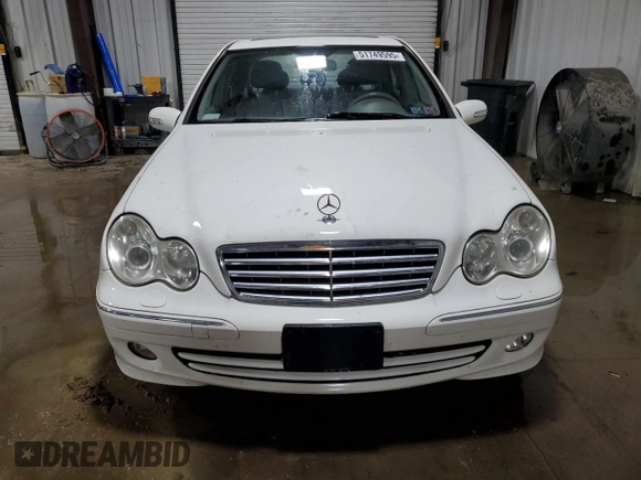 2006 Mercedes-Benz C 280 Luxury with VIN WDBRF92H66F783018, listed as a Copart auction lot 51749595 with 113,106 mi miles and Salvage title. Bid and sale history available at DreamBid. Image 5.