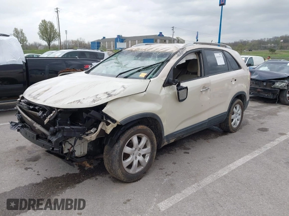 2011 Kia Sorento LX with VIN 5XYKT3A15BG048499, listed as a IAAI auction lot 41931974 with 164,221 mi miles and . Bid and sale history available at DreamBid. Image 2.