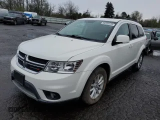 2017 Dodge Journey SXT with VIN 3C4PDCBG2HT518494, listed as a Copart auction lot 50752315 with 98,826 mi miles and Salvage Title. Bid and sale history available at carsss.com. Image 1.