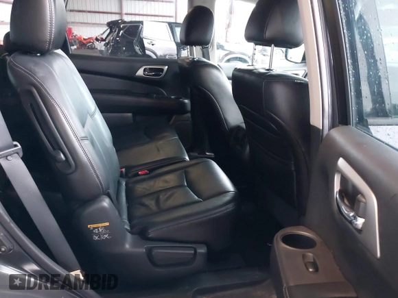 2013 Nissan Pathfinder SV with VIN 5N1AR2MM8DC670849, listed as a IAAI auction lot 41092668 with 193,319 mi miles. Bid and sale history available at carsss.com. Image 8.