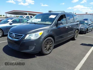 2012 Volkswagen Routan SE с VIN 2C4RVABG4CR217571, выставлен на аукционе IAAI как лот 42408836 с пробегом 253 776 миль миль и . История ставок и продаж доступна на DreamBid. Изображение 2.