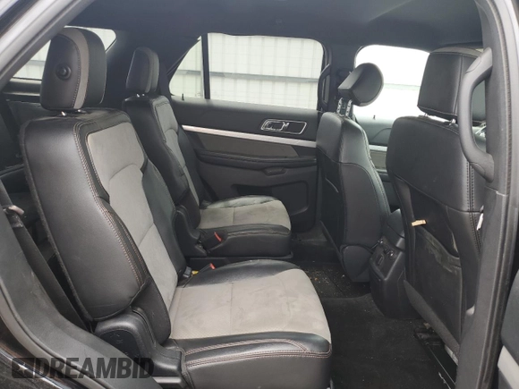 2017 Ford Explorer XLT with VIN 1FM5K8D84HGB50013, listed as a Copart auction lot 61063485 with 85,924 mi miles and Salvage title. Bid and sale history available at DreamBid. Image 11.