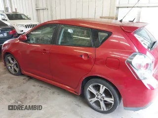 2009 Pontiac Vibe GT z VIN 5Y2SR670X9Z477258, wystawiony jako IAAI lot #42247743 z przebiegiem 213 002 mil mil oraz . Historia ofert i sprzedaży dostępna na DreamBid. Obrazek 6.