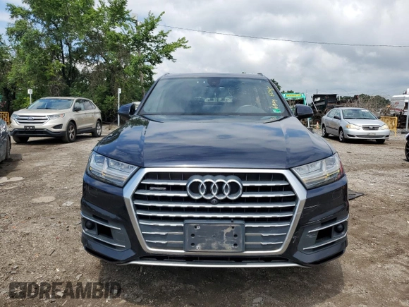 2017 Audi Q7 Premium Plus with VIN WA1LAAF75HD058074, listed as a Copart auction lot 63446045 with 214,453 mi miles and Clean title. Bid and sale history available at DreamBid. Image 6.