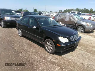 2002 Mercedes-Benz C 230/260/280/320 с VIN WDBRF61J22F227883, выставлен на аукционе IAAI как лот 39759606 с пробегом 188 665 миль миль и . История ставок и продаж доступна на DreamBid. Изображение 1.