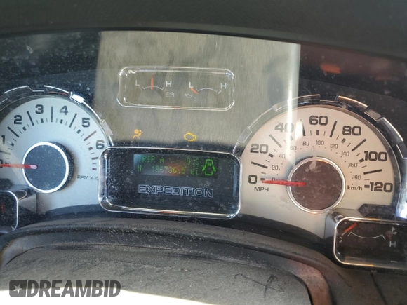 2007 Ford Expedition Limited с VIN 1FMFU19527LA14859, выставлен на аукционе Copart как лот 56657625 с пробегом 186 736 миль миль и Списание • Salvage title. История ставок и продаж доступна на DreamBid. Изображение 9.