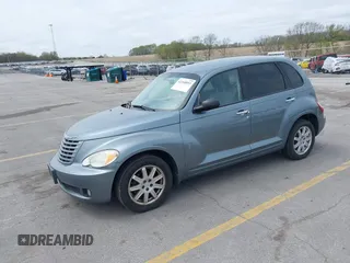 2008 Chrysler PT Cruiser Touring z VIN 3A8FY58B98T170533, wystawiony jako IAAI lot #42168893 z przebiegiem 116 222 mil mil oraz . Historia ofert i sprzedaży dostępna na DreamBid. Obrazek 18.