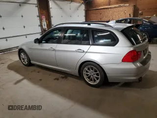 2010 BMW 3 Series 328i с VIN WBAUT9C58AA191325, выставлен на аукционе Copart как лот 79622714 с пробегом 109 411 миль миль и Списание • Salvage title. История ставок и продаж доступна на DreamBid. Изображение 2.