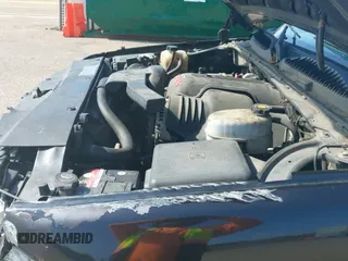 2006 Cadillac Escalade z VIN 1GYEC63N76R155487, wystawiony jako IAAI lot #42137776 z przebiegiem 420 278 mil mil oraz . Historia ofert i sprzedaży dostępna na DreamBid. Obrazek 19.