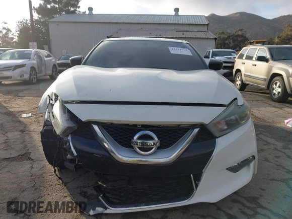 2017 Nissan Maxima SV with VIN 1N4AA6AP1HC368591, listed as a IAAI auction lot 41521808 with 154,214 mi miles and . Bid and sale history available at DreamBid. Image 12.