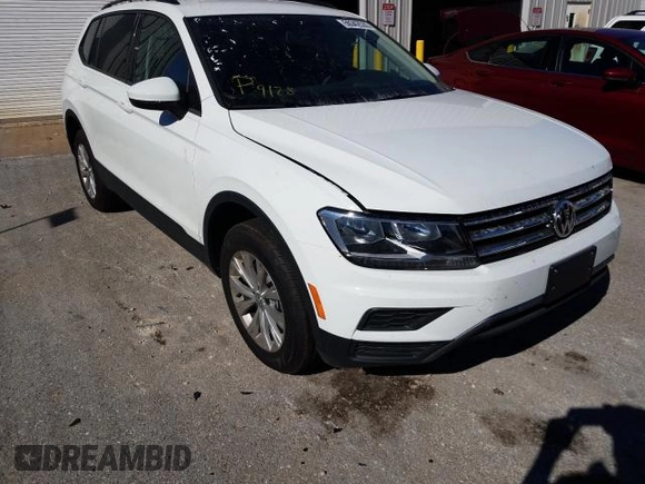 2020 Volkswagen Tiguan S with VIN 3VV1B7AXXLM084866, listed as a Copart auction lot 33149061 with 2,439 mi miles and Salvage title. Bid and sale history available at DreamBid. Image 1.