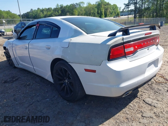 2013 Dodge Charger SE with VIN 2C3CDXBG8DH622498, listed as a IAAI auction lot 41967786 with 143,514 mi miles. Bid and sale history available at carsss.com. Image 3.