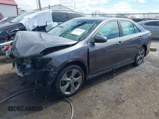 2014 Toyota Camry L with VIN 4T1BF1FK1EU370455, listed as a IAAI auction lot 41887561 with 203,798 mi miles. Bid and sale history available at carsss.com. Image 17.