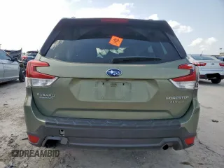 2019 Subaru Forester Premium with VIN JF2SKAEC3KH431370, listed as a Copart auction lot 61427485 with 87,642 mi miles and Salvage title. Bid and sale history available at DreamBid. Image 6.