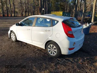 2016 Hyundai Accent SE with VIN KMHCT5AE9GU290829, listed as a IAAI auction lot 41209115 with 27,998 mi miles. Bid and sale history available at carsss.com. Image 3.