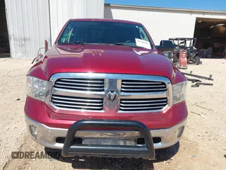 2015 Ram 1500 Lone Star z VIN 1C6RR6LT5FS565385, wystawiony jako IAAI lot #41744194 z przebiegiem 119 250 mil mil oraz . Historia ofert i sprzedaży dostępna na DreamBid. Obrazek 13.