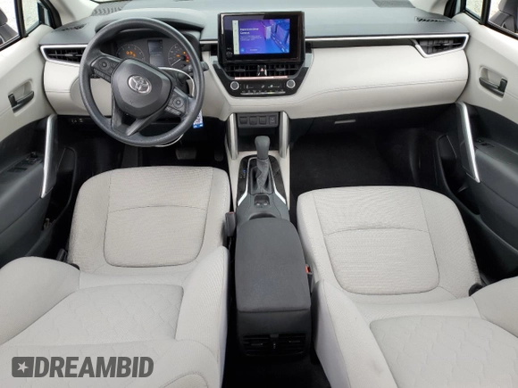 2024 Toyota Corolla Cross L with VIN 7MUAAAAG2RV114830, listed as a Copart auction lot 60692335 with 1,970 mi miles and Salvage title. Bid and sale history available at DreamBid. Image 8.