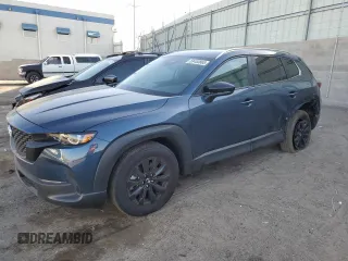 2025 Mazda CX-50 S Select z VIN 7MMVABAM9SN339880, wystawiony jako Copart lot #53453865 z przebiegiem 2 890 mil mil oraz Szkoda całkowita • Salvage title. Historia ofert i sprzedaży dostępna na DreamBid. Obrazek 1.