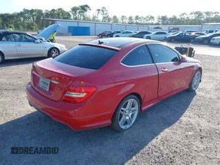 2014 Mercedes-Benz C 250 с VIN WDDGJ4HB4EG270202, выставлен на аукционе IAAI как лот 42756542 с пробегом 64 966 миль миль и . История ставок и продаж доступна на DreamBid. Изображение 4.