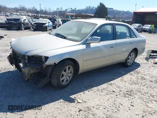 2000 Toyota Avalon XL with VIN 4T1BF28B3YU091810, listed as a IAAI auction lot 41666963 with 130,835 mi miles and . Bid and sale history available at DreamBid. Image 2.