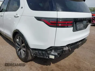 2021 Land Rover Discovery z VIN SALRT4RUXM2449829, wystawiony jako IAAI lot #42207245 z przebiegiem 54 328 mil mil oraz . Historia ofert i sprzedaży dostępna na DreamBid. Obrazek 18.