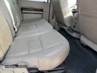 2008 Ford F-350 XL с VIN 1FTWW33R78EE52031, выставлен на аукционе Copart как лот 59786435 с пробегом 259 671 миль миль и Чистый • Clean title. История ставок и продаж доступна на DreamBid. Изображение 10.