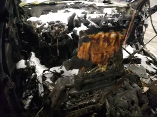 2019 GMC Sierra 1500 SLT with VIN 3GTU9DED9KG198098, listed as a Copart auction lot 45644995 with 0 mi miles and Salvage Title. Bid and sale history available at carsss.com. Image 8.