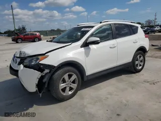 2015 Toyota RAV4 XLE with VIN 2T3WFREV2FW181866, listed as a Copart auction lot 48381285 with 94,424 mi miles and Salvage Title. Bid and sale history available at carsss.com. Image 1.