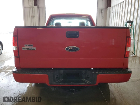 2004 Ford F-150 XL z VIN 1FTRF12W94NB86837, wystawiony jako Copart lot #56582615 z przebiegiem 188 094 mil mil oraz Tytuł czysty. Historia ofert i sprzedaży dostępna na DreamBid. Obrazek 6.