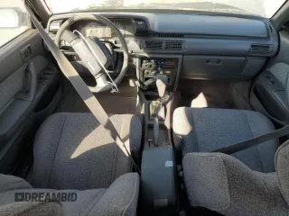 1990 Toyota Camry z VIN JT2SV21W7L0364695, wystawiony jako Copart lot #75491924 z przebiegiem 262 028 mil mil oraz Szkoda całkowita • Salvage title. Historia ofert i sprzedaży dostępna na DreamBid. Obrazek 8.