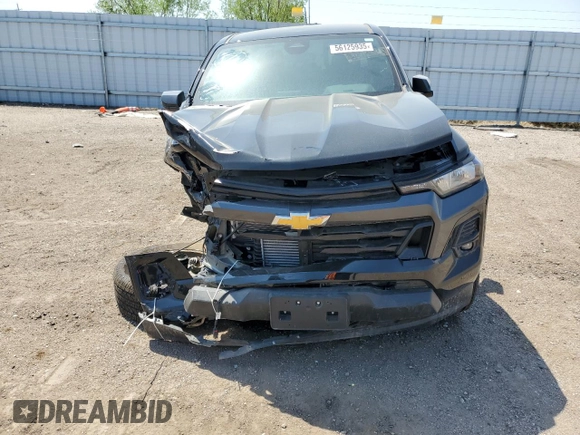 2024 Chevrolet Colorado 4WD LT z VIN 1GCPTCEK4R1185601, wystawiony jako Copart lot #56125935 z przebiegiem 3 747 mil mil oraz Szkoda całkowita • Salvage title. Historia ofert i sprzedaży dostępna na DreamBid. Obrazek 5.