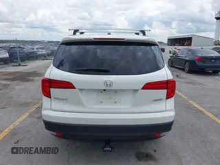 2017 Honda Pilot EX-L z VIN 5FNYF6H55HB098573, wystawiony jako IAAI lot #42347364 z przebiegiem 101 558 mil mil oraz . Historia ofert i sprzedaży dostępna na DreamBid. Obrazek 16.